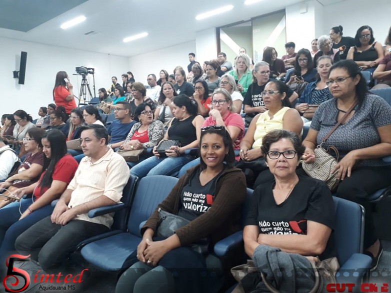 GREVE ADMINISTRATIVO - Aquidauana presente em Assembleia Legislativa contra reajuste zero do Governo do Estado