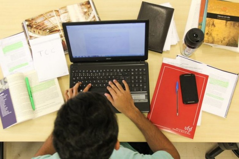 FETEMS e os 74 SIMTEDs defendem aulas remotas