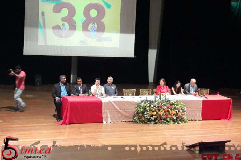 SIMTED Aquiduana participa do 38º aniversário da FETMS
