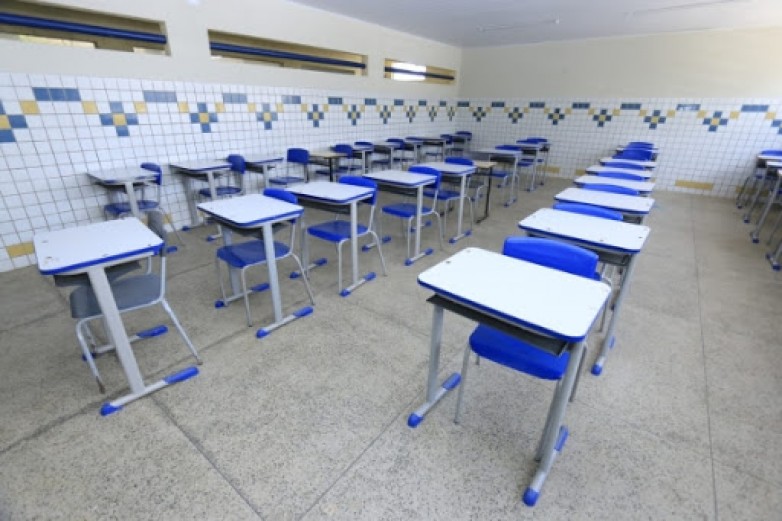 CORONAVÍRUS - Decreto prorroga a suspensão das aulas presenciais até o dia 03 de maio