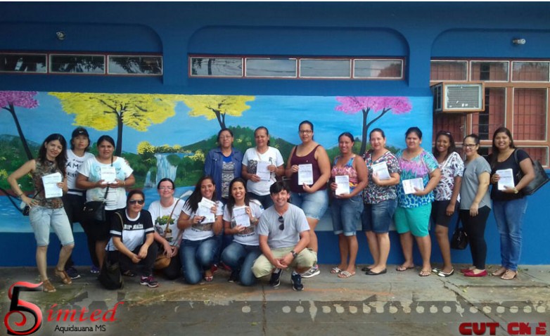 Greve Geral - Escolas de Aquidauana realizam panfletagens